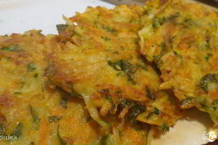 Морковно-картофельные оладьи