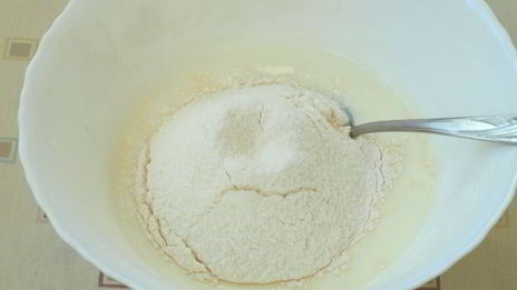 оладьи без яиц с малиной