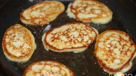 оладьи из манной крупы