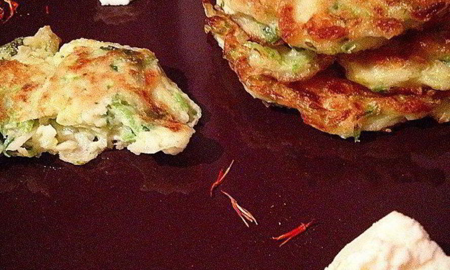 Рецепт оладьи из цукини, сельдерея и сыра