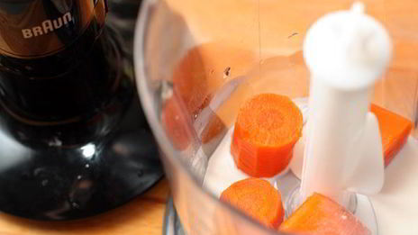 оладьи на дрожжах с морковью