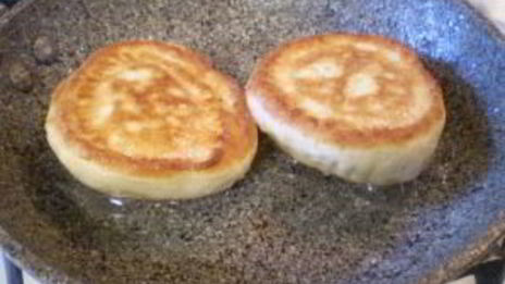 оладьи на кефире пышные