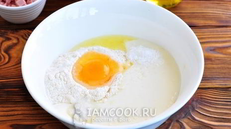 оладьи с колбасой и сыром