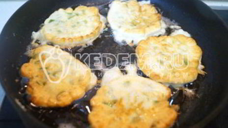 оладьи с зеленым луком