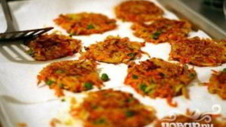 овощные оладьи с соусом карри