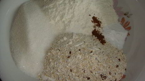 овсяные оладушки с малиной