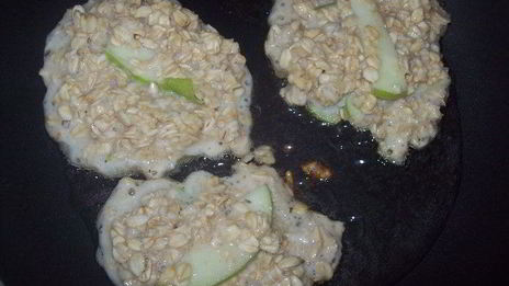 овсяные оладьи с яблоком