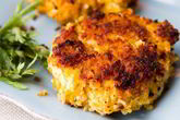 Тыквенные оладьи с луком и чесноком