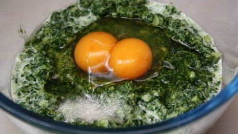 зеленые оладьи из шпината и брокколи