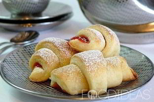 Дрожжевые рогалики