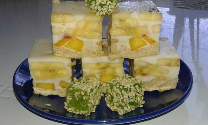 Рецепт фруктово-сметанное желе с печеньем