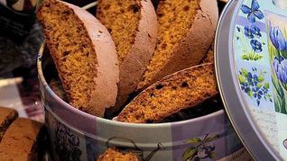 Медовые бискотти с лавандой