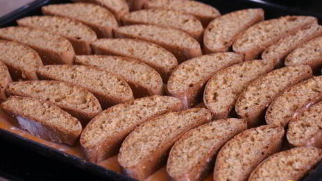 медовые бискотти с лавандой