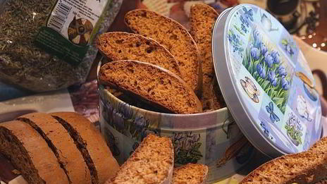 медовые бискотти с лавандой