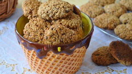 овсяное печенье без муки с шоколадными конфетами