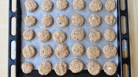 овсяное печенье без муки с шоколадными конфетами