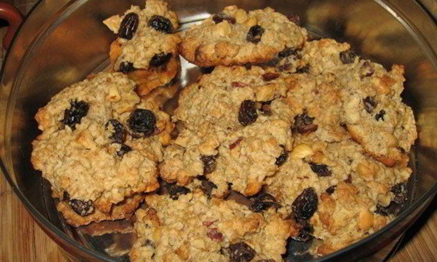 Рецепт овсяное печенье с изюмом и коньяком