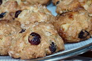 Овсяное печенье с клюквой и белым шоколадом