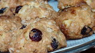 Овсяное печенье с клюквой и белым шоколадом