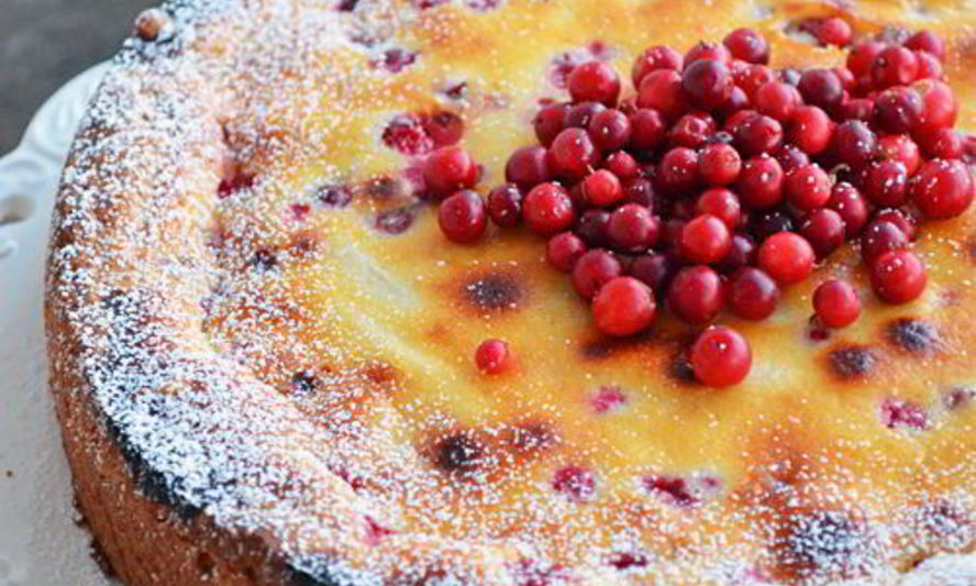 Рецепт бруснично-яблочный пирог со сливочным сыром