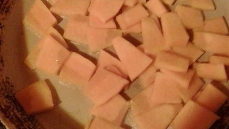 киш с тыквой и тушенкой