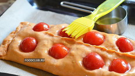 красный пирог со шпинатом