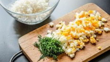 курник из слоеного теста