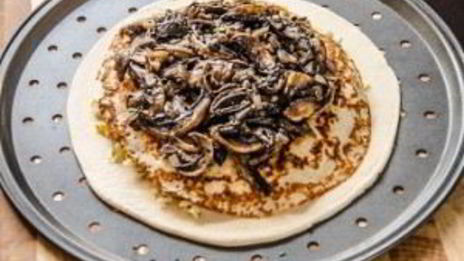 курник из слоеного теста