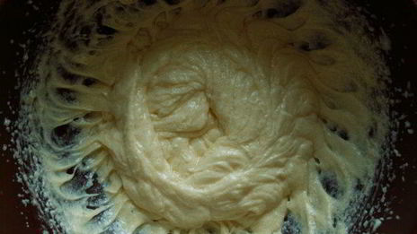 миндально-грушевый пирог с розмарином