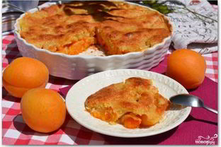 Миндальный пирог с абрикосами