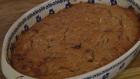 ореховый пирог с имбирем и сливочным кремом