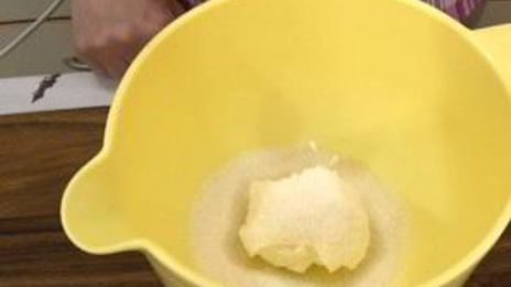 пирог абрикосовый с творожной заливкой