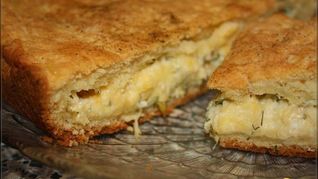 Пирог на твороге с сыром