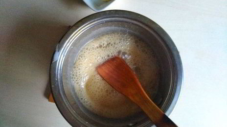 пирог-перевертыш с грушами и орехами