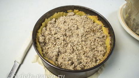 пирог с абрикосами и безе