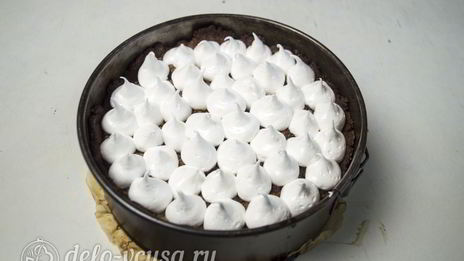 пирог с абрикосами и безе