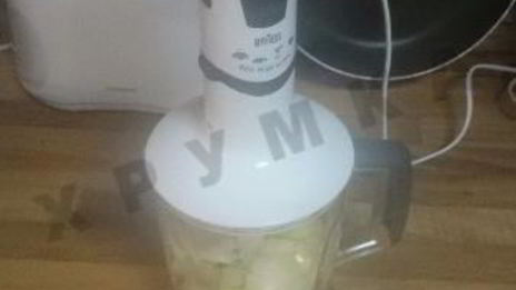 пирог с курицей, грибами и луком