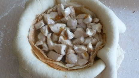 пирог с курицей и черникой
