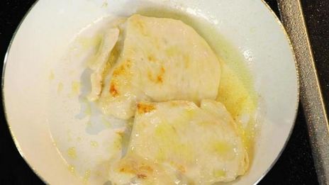 пирог с лисичками в горшочке