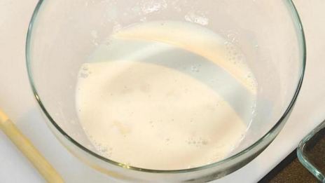 пирог с лисичками в горшочке