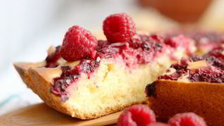 Пирог с малиной