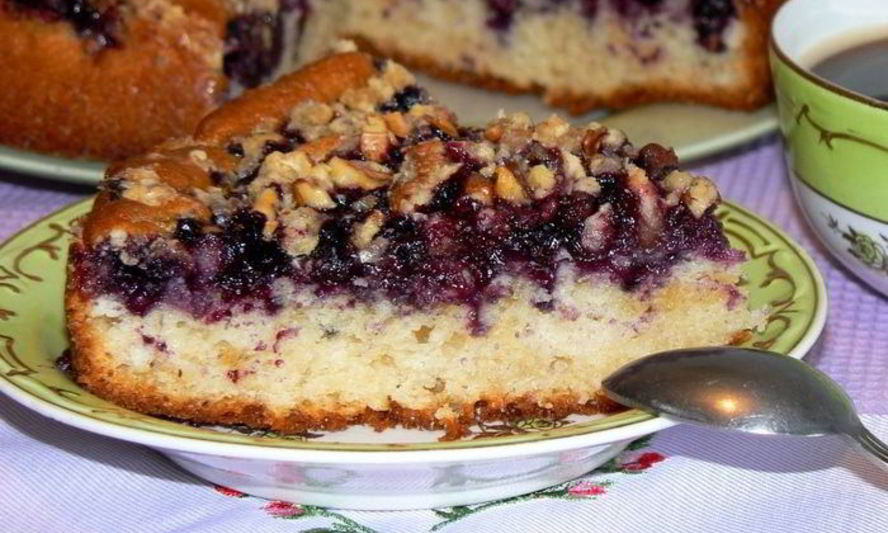 Рецепт пирог с ягодой и хрустящей крошкой