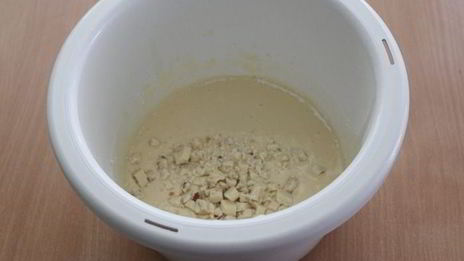 пирог со сливой и сырным кремом