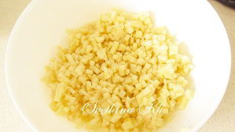 постный пирог с картофелем на томатном соке