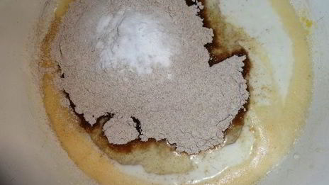 ржаной пирог с абрикосами