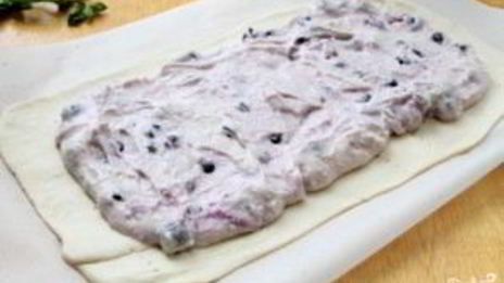 слоеный пирог с творогом