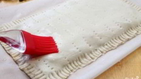 слоеный пирог с творогом