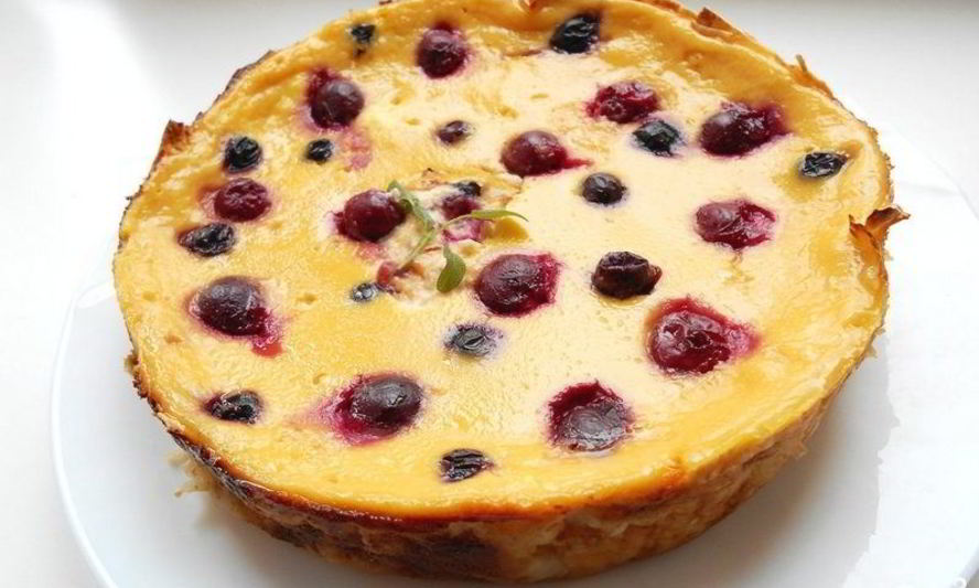 Рецепт слоеный пирог с ягодами