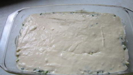 заливной пирог с зеленым луком и яйцом