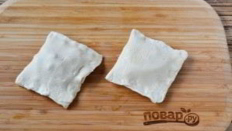 быстрые пирожки с цыпленком и помидорами